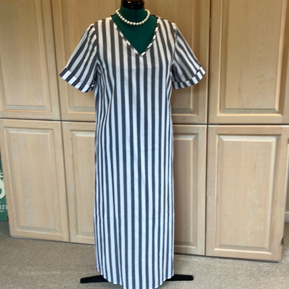 BEACHY STRIPED TUNIC MAXI DRESS
